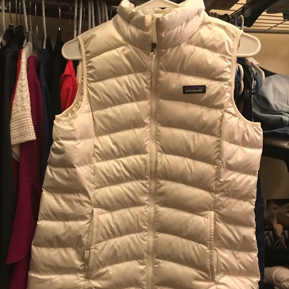 BRAND NEW Patagonia Down Vest